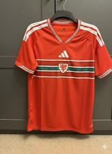 Cymru Football kit Wales