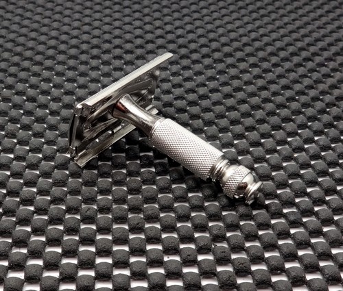 Vintage 1964 gillette travel - vintage,