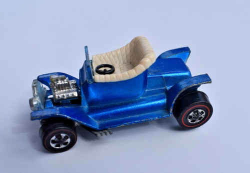 Hot wheels red - hot, line