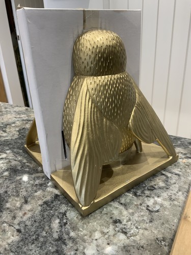 Habitat gold bee bookends