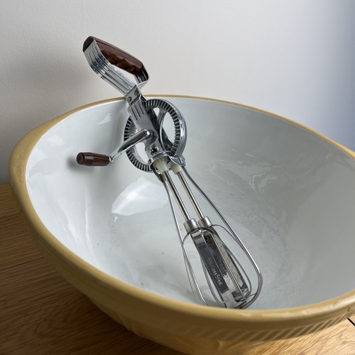 Vintage prestige egg - prestige, 12"