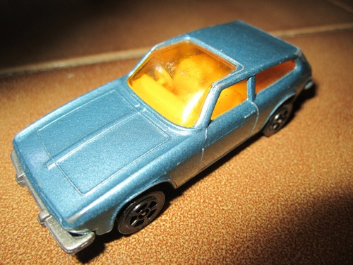 Corgi juniors ogle reliant - juniors,