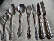 VINTAGE ONEIDA SILVER PLATE