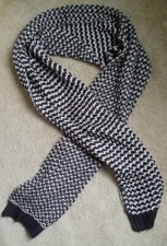 Kipling Knitted Chunky Scarf -
