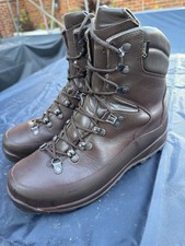 British Army Iturri Goretex Boots - UK 9M - Waterproof Cold Weather Boots - B136