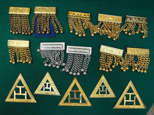 Masonic regalia items - regalia, all