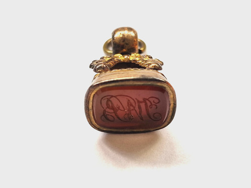 Antique amber coloured - antique,