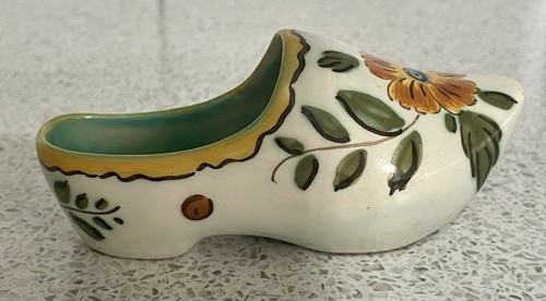 Gouda art pottery - art, dutch
