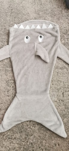 Baby photoshoot shark blanket - baby,