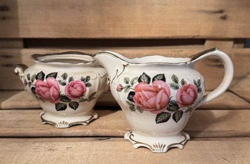 Very aged vintage - vintage, roses