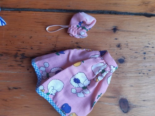 Vintage barbie sindy size - sindy,