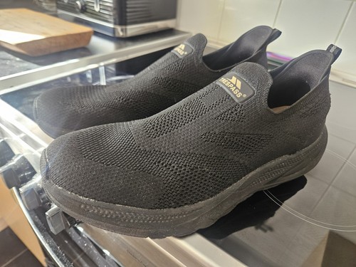 Trespass slip trainers size - in,