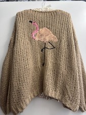 Sweater flamingo design