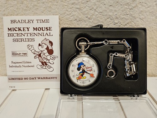 Disney mickey mouse 1976 - mouse,