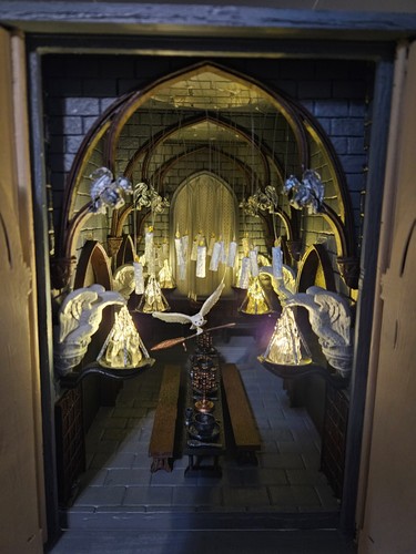 Hogwarts great hall book nook - great,