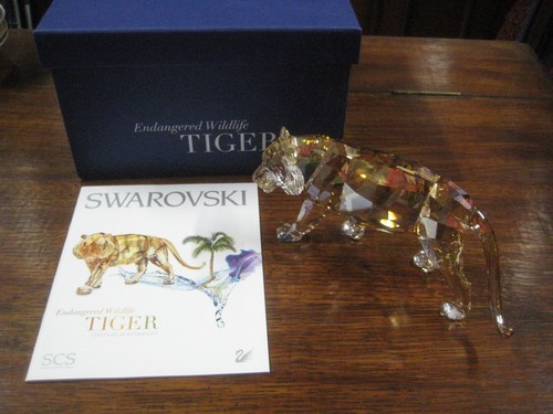 Long boxed swarovski - (18cm),