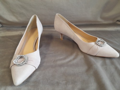 Stunning pale pink - , suede