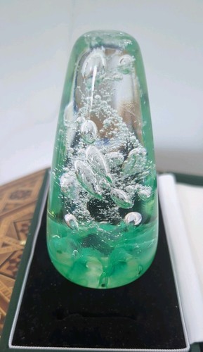 Vintage tweedsmuir paperweight - tweedsmuir,