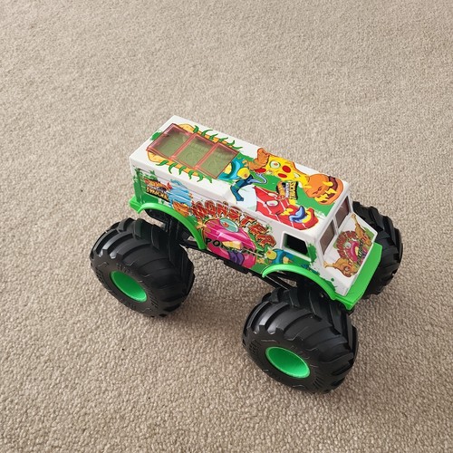 Hot wheels oversize monster - hot,