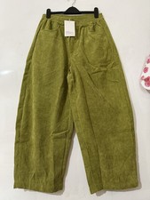Minimalist Green Olive