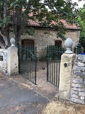 Stone large pinecone wall