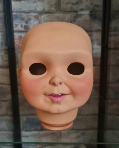 Chucky doll head - head, childs