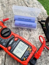 ? 2x 18650 Batteries Li-ion INR18650 2600 mAh 2.6 Ah in Safe Case 3.7v 9.62Wh