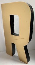 LARGE VINTAGE LETTER R / SHOP
