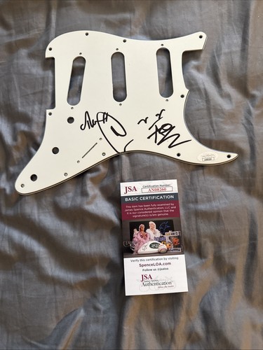 Mike score signed autographed - signed,