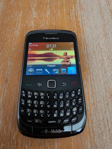 Blackberry curve 9300 mobile - blackberry, t-mobile