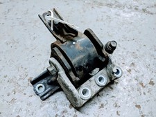 MITSUBISHI OUTLANDER 2.0 D ENGINE MOUNT