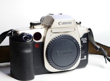 Canon EOS 50E 35mm SLR Film Camera – Boxed, Excellent Condition