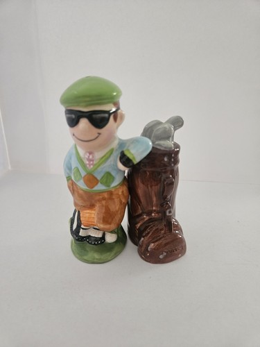 Golfer and clubs magnetic - -,