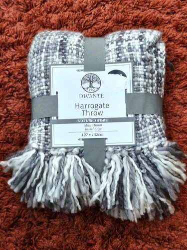 Bnwt harrogate grey white - grey,