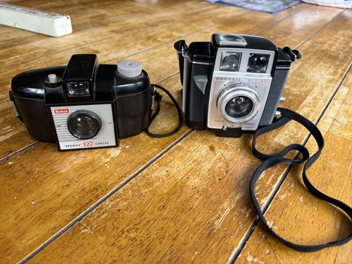 Vintage black kodak - black, x