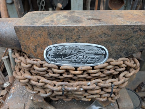 Aged worn land rover - land, series