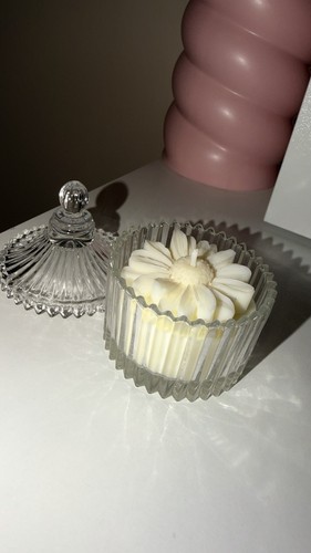Jasmine scented candle - jasmine,