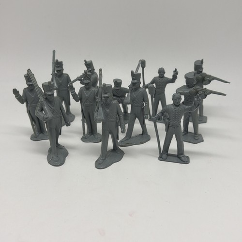 Plastic toy soldiers - toy,