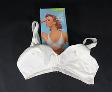 Maidenform " All the Time " Super Soft Ladies Bra Underwear White Size 70B Boxed