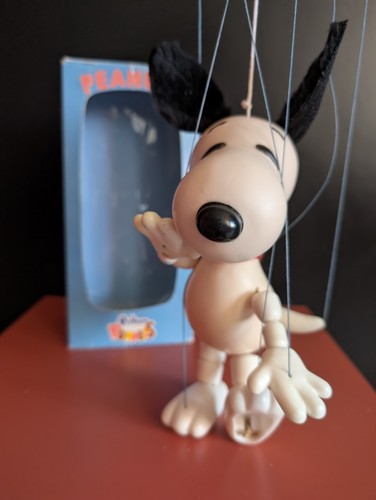 Pelham puppets snoopy - puppets, peanuts
