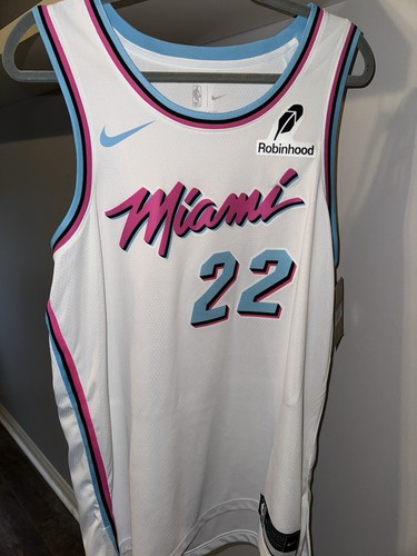 Rare authentic nike - authentic,