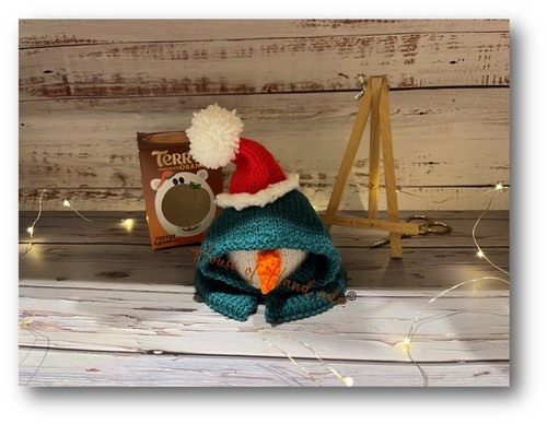 Hooded snowman chocolate - snowman,