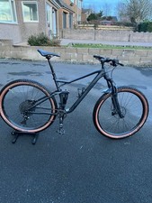 Adults large CUBE STEREO ONE22