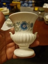Wedgwood Clementine vase, also referred to as a Medici urn or posey vase.