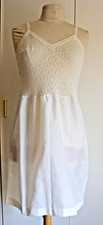 Vintage 1960s petticoat white