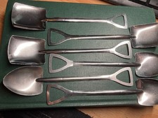 Novelty Shovels and Spades