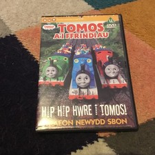 Hip Hip Hwre Tomos. Happy