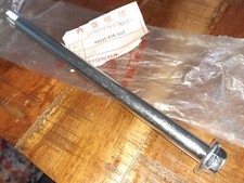 NOS HONDA XL XR 250 500 1978 1979 1980 SWINGARM SPINDLE BOLT 90121-428-000 