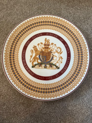 Royal tuscan queen - royal, elizabeth