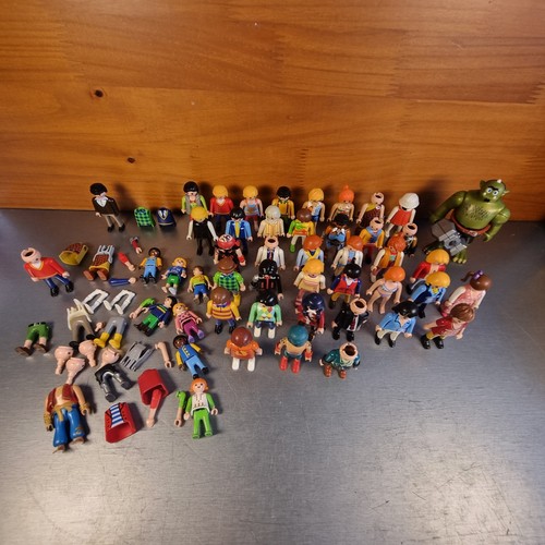 Large playmobil figures - figures, 25+